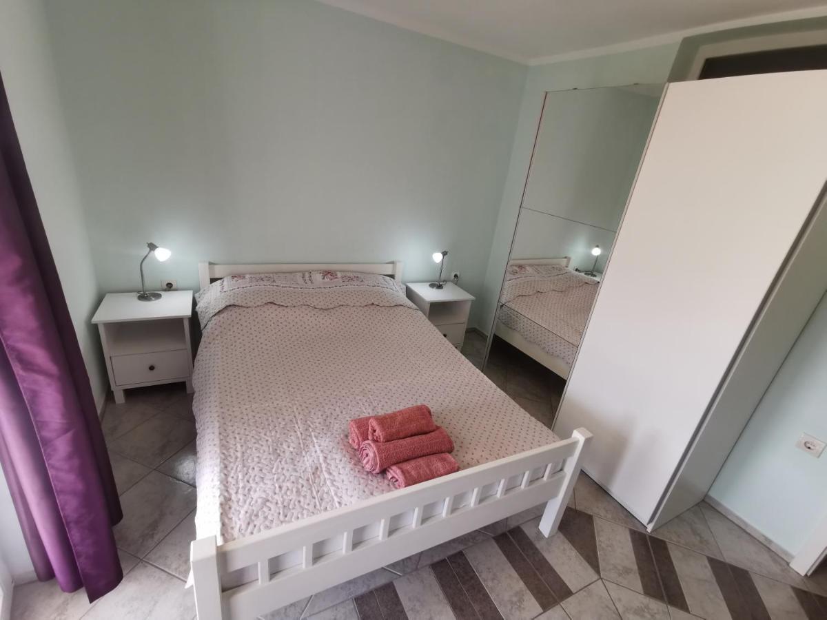 Apartments Villamare Гребащиця Екстер'єр фото