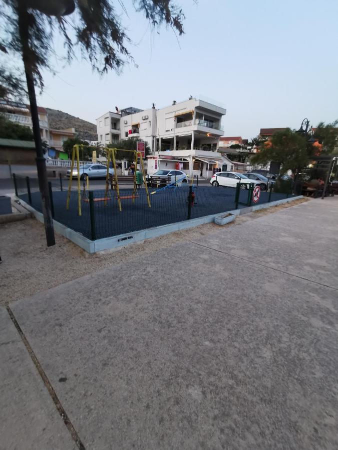 Apartments Villamare Гребащиця Екстер'єр фото
