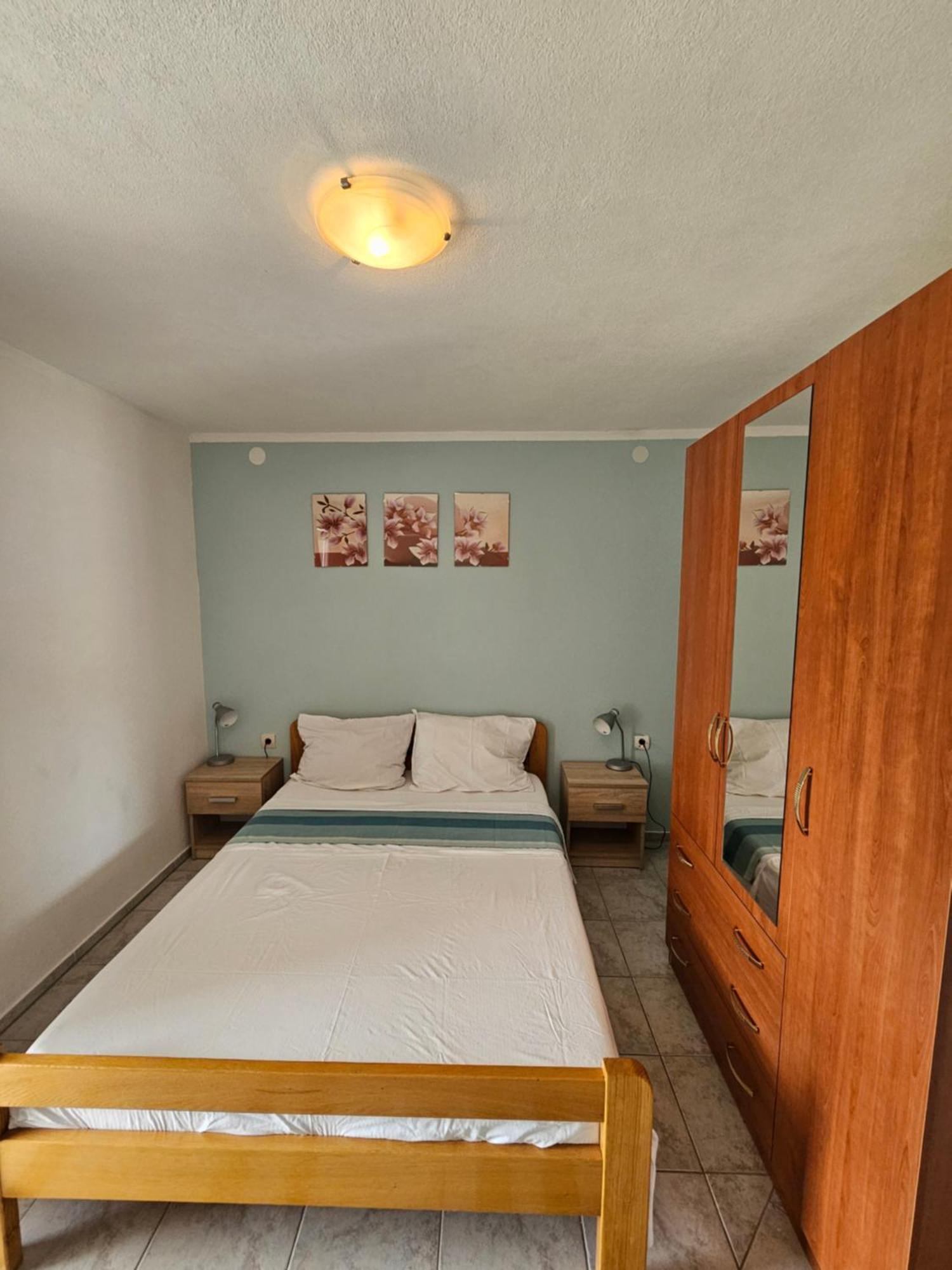 Apartments Villamare Гребащиця Екстер'єр фото
