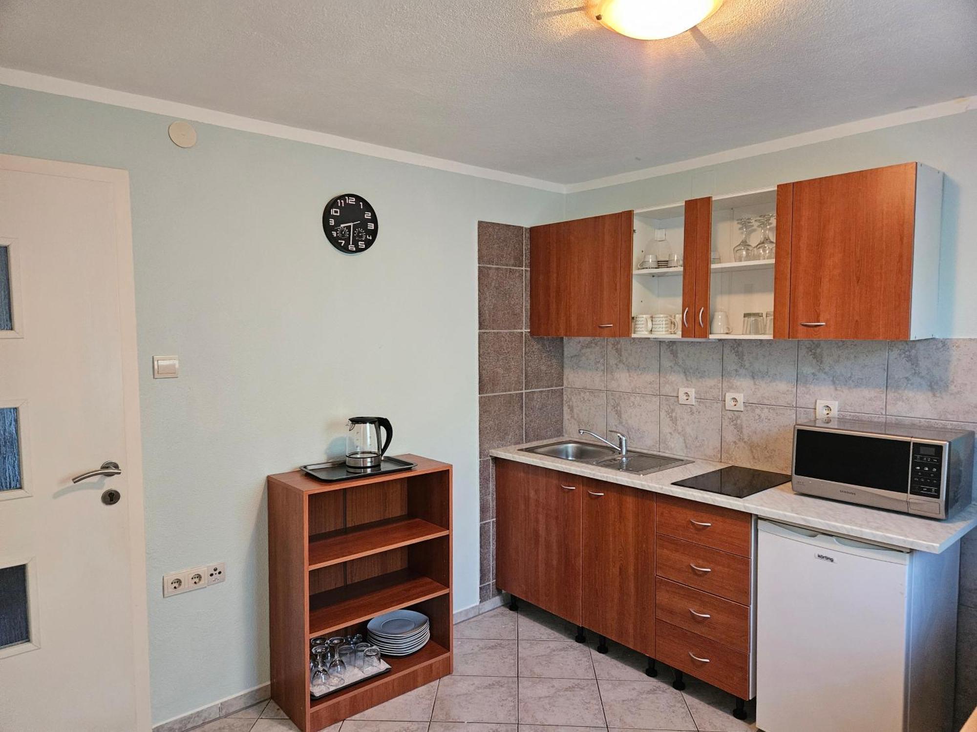 Apartments Villamare Гребащиця Екстер'єр фото